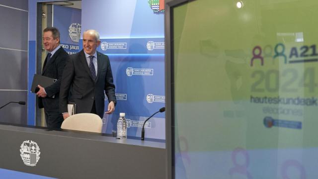 El vicelehendakari y consejero de Seguridad, Josu Erkoreka, sugiere una estrategia política en los recientes altercados violentos contra la Ertzaintza / L. Rico- EFE