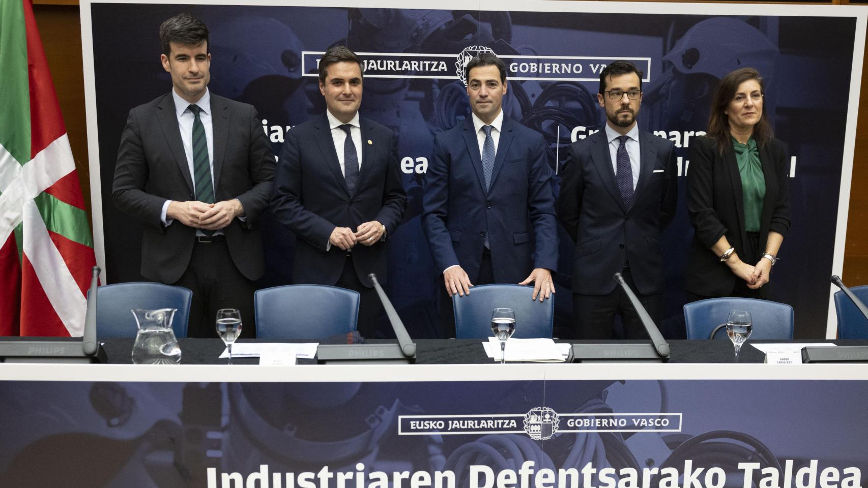 Grupo para la Defensa Industrial / JAVIER ETXEZARRETA - EFE