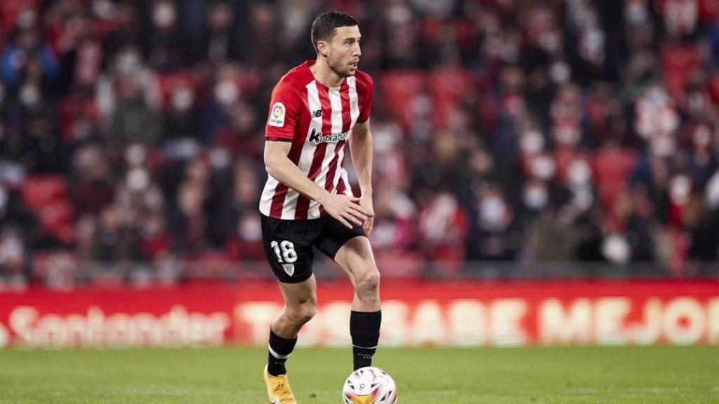 De Marcos, durante un encuentro con el Athletic Club.