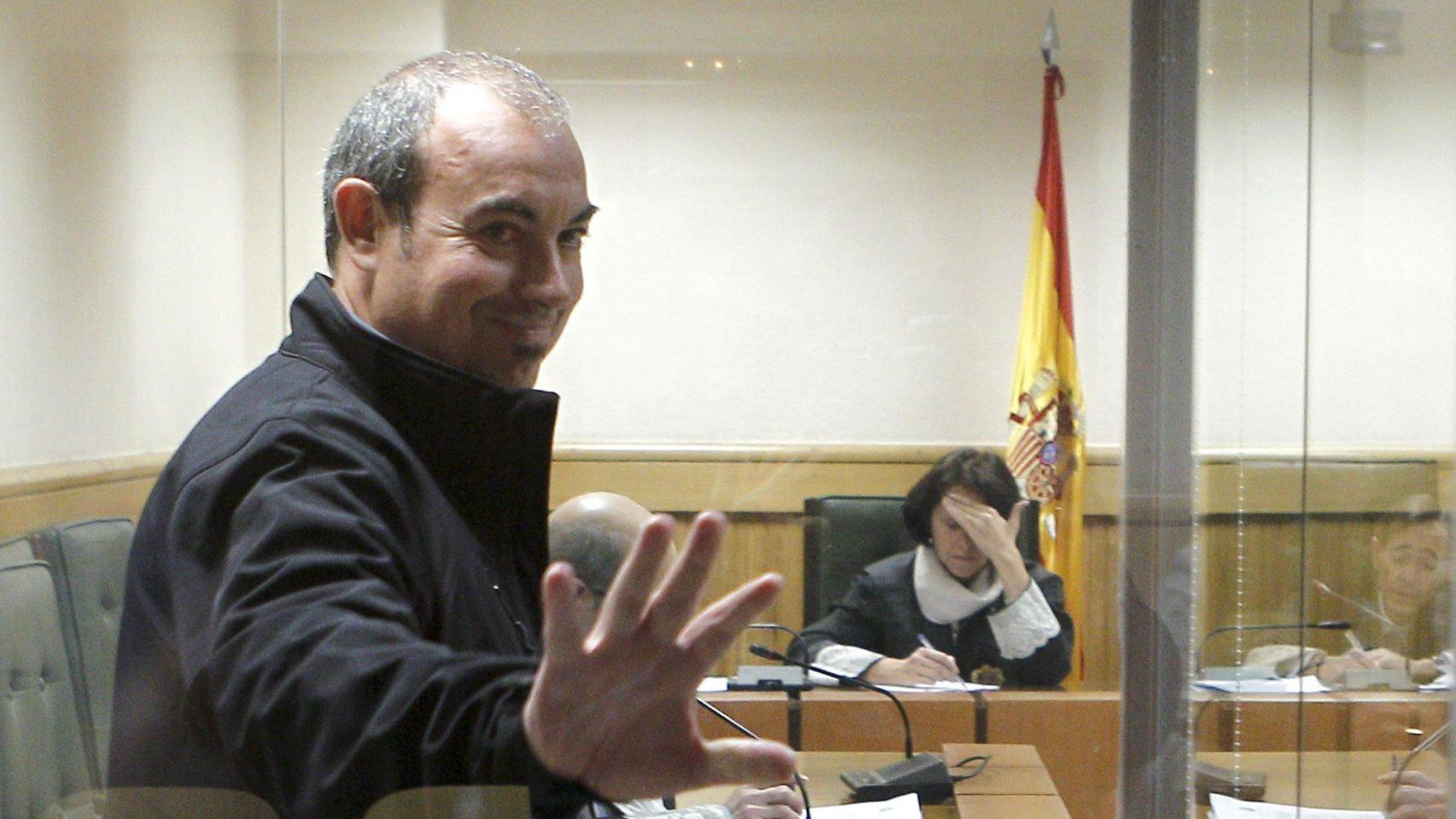 Excarcelado Sáez de Olarra, el primer preso de ETA al que se le aplica la nueva ley de cómputo de penas