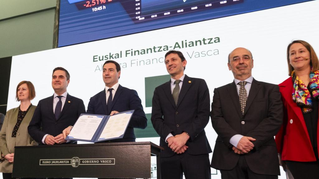 Presentación de la alianza financiera vasca con presencia de la federación de EPSV