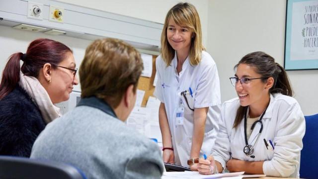 Profesionales de Medicina de Familia en una consulta del País Vasco (FOTO: Osakidetza)