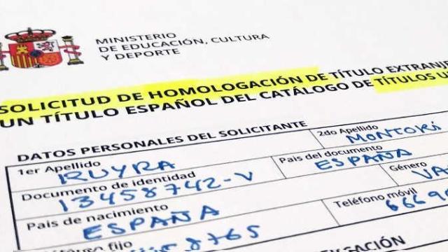 Homologación de títulos universitarios extranjeros / Oficina Traductor Jurado