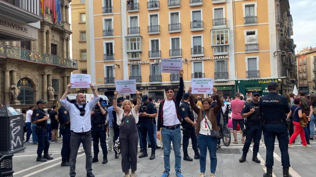 COVITE irrumpe en la manifestación de SARE / X Covite