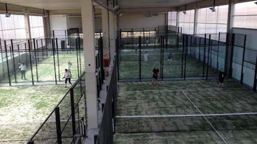 Imagen de las pistas del club de pádel.
