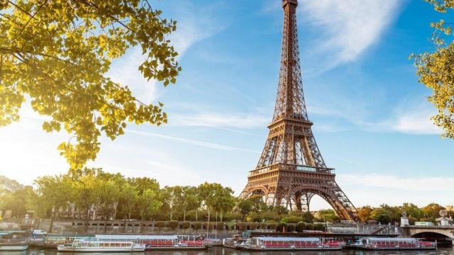 Torre Eiffel / Adobe Stock