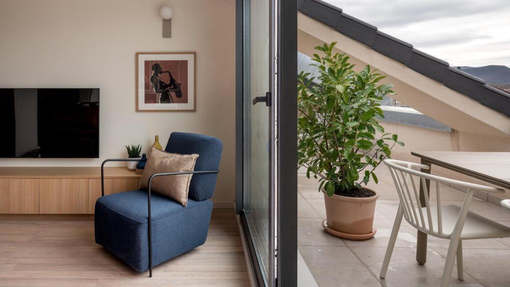 Interior de uno de los apartamentos que tiene su compañía en Vitoria.