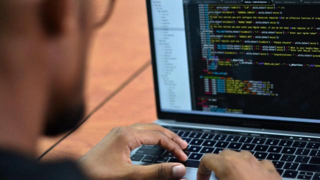 El 54% de las empresas vascas implementan sistemas de ciberseguridad en su actividad