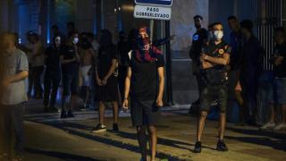 La madre vasca de la joven víctima en Torre Pacheco, rota de dolor denuncia la agresión: “Le iban a matar, tiene miedo de salir”