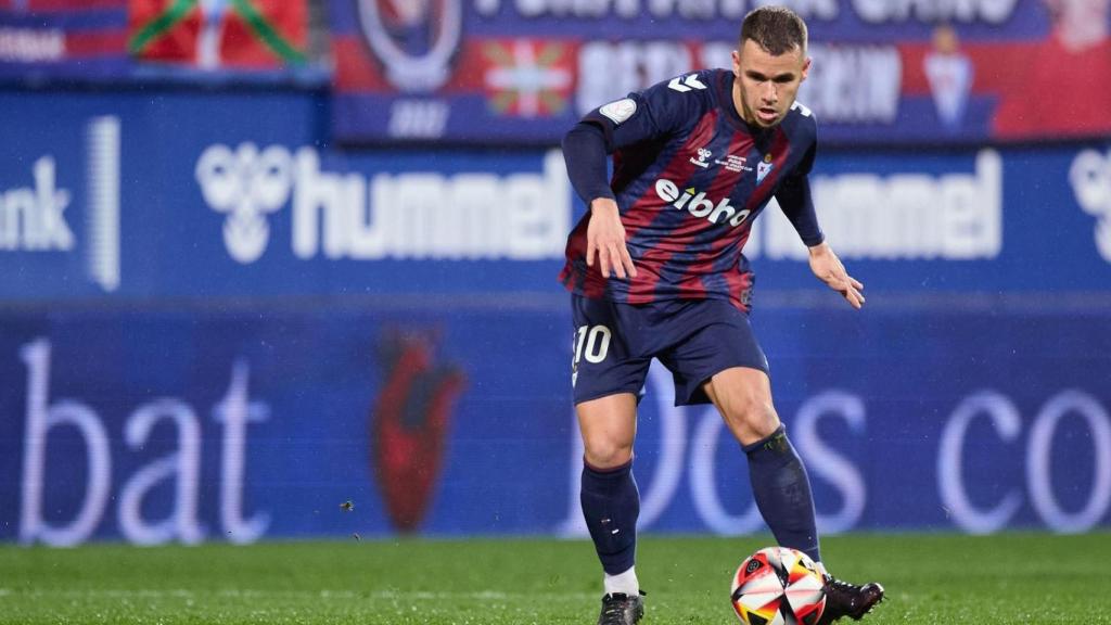 Aketxe, durante su etapa en el Eibar.