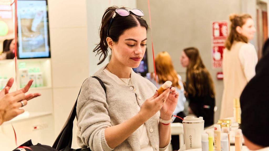 ISDIN es la marca dermatológica más recomendada por los consumidores en España en 2025, según YouGov