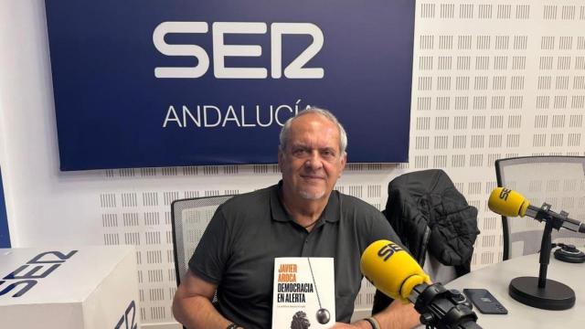 Javier Aroca durante una entrevista en la Cadena Ser.