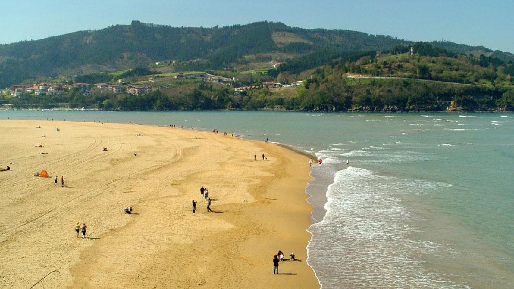 Playa de Laida / Casa Rural Merrutxu