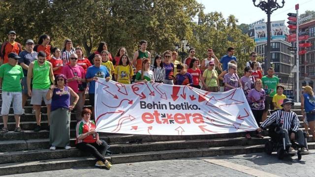 Sare y las comparsas dedicarán el 22 de agosto de Aste Nagusia a la vuelta a casa de los presos de ETA
