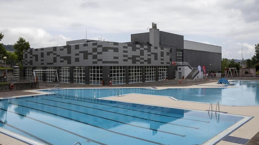 Piscina municipal El Fango, en el barrio bilbaíno de Errekalde