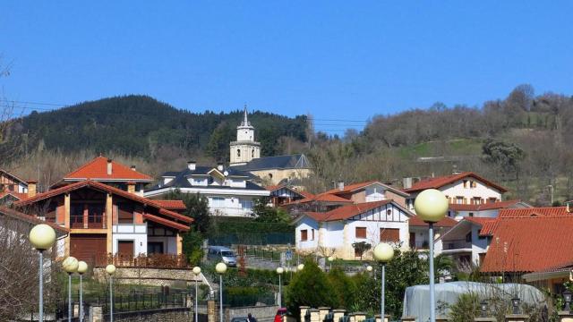 El pueblo medieval de Euskadi más bonito para comprarse una casa.