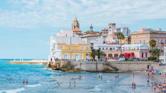 Playa de Sitges / ISTOCK