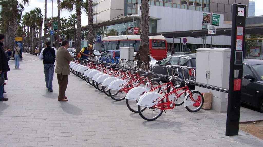 Estación de Bicing en Barcelona / Marc Bel