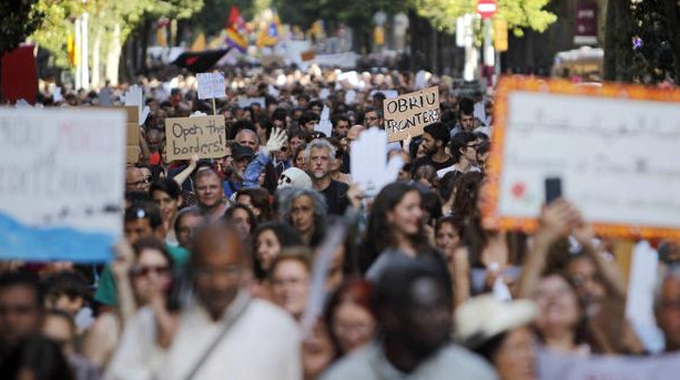 Manifestación en Barcelona durante el pasado verano por la acogida de personar refugiadas / EFE