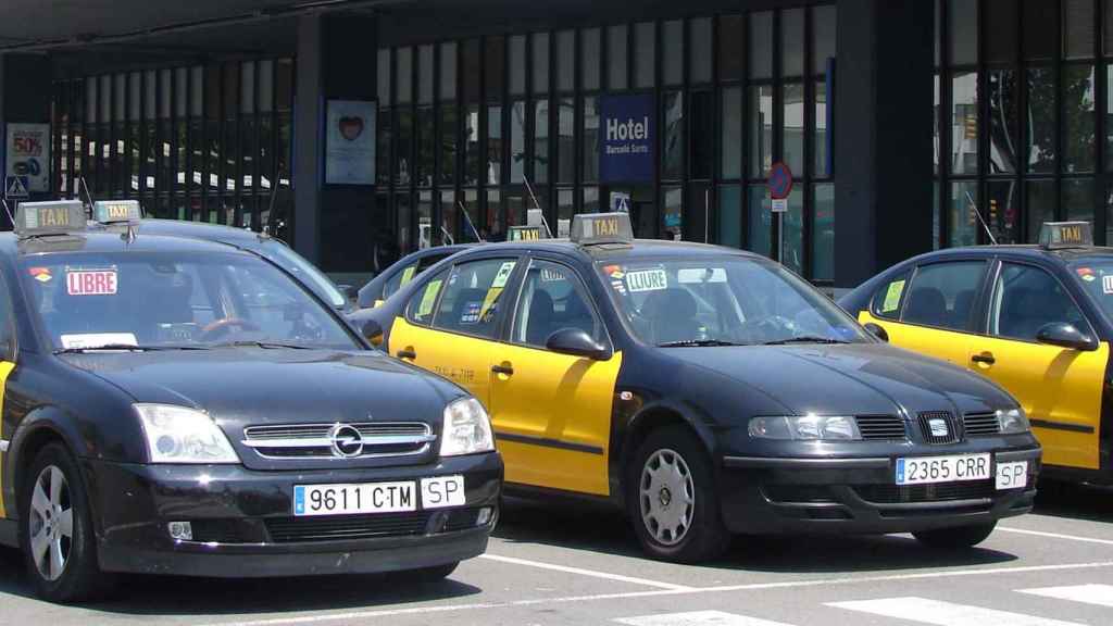 Los detenidos agredían presuntamente a los taxistas  / STAC