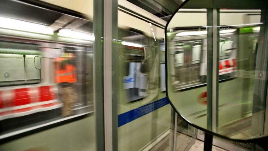 Una parada del metro de Barcelona en una imagen de archivo