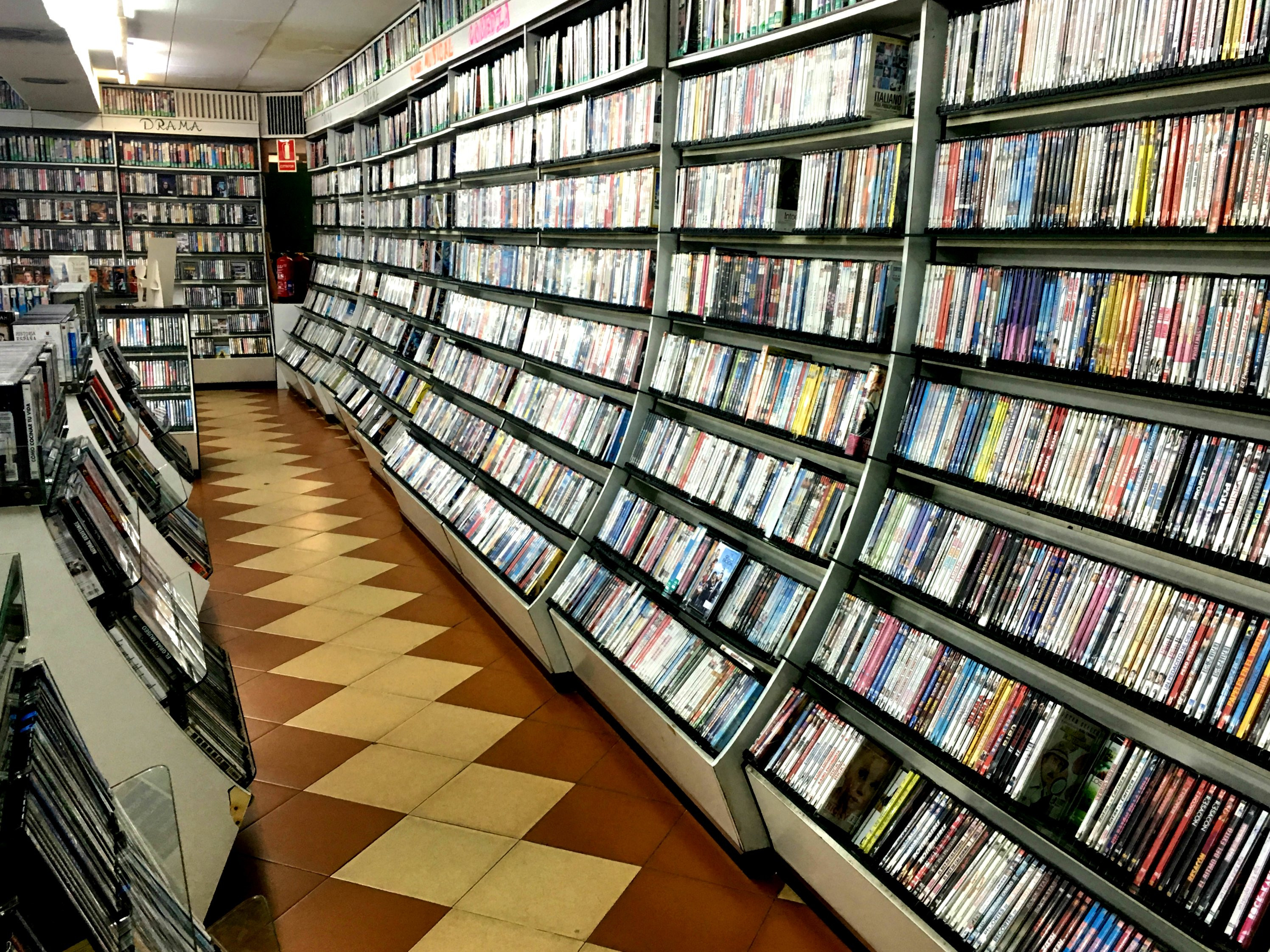Video Instant, en Enric Granados, fue el primer videoclub que abrió en España / A.V.