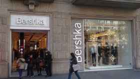 Tienda en el Passeig de Gràcia / JORDI FERRER