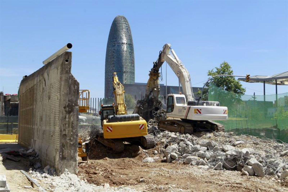 Plaza de Les Glòries en obras