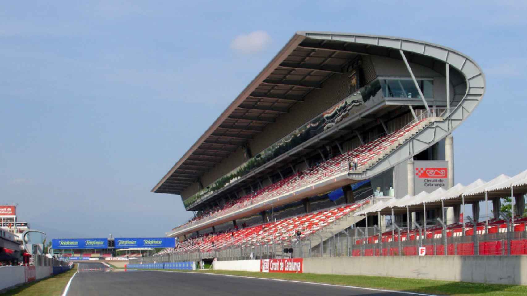 Tribuna del Circuit de Catalunya / WIKICOMMONS