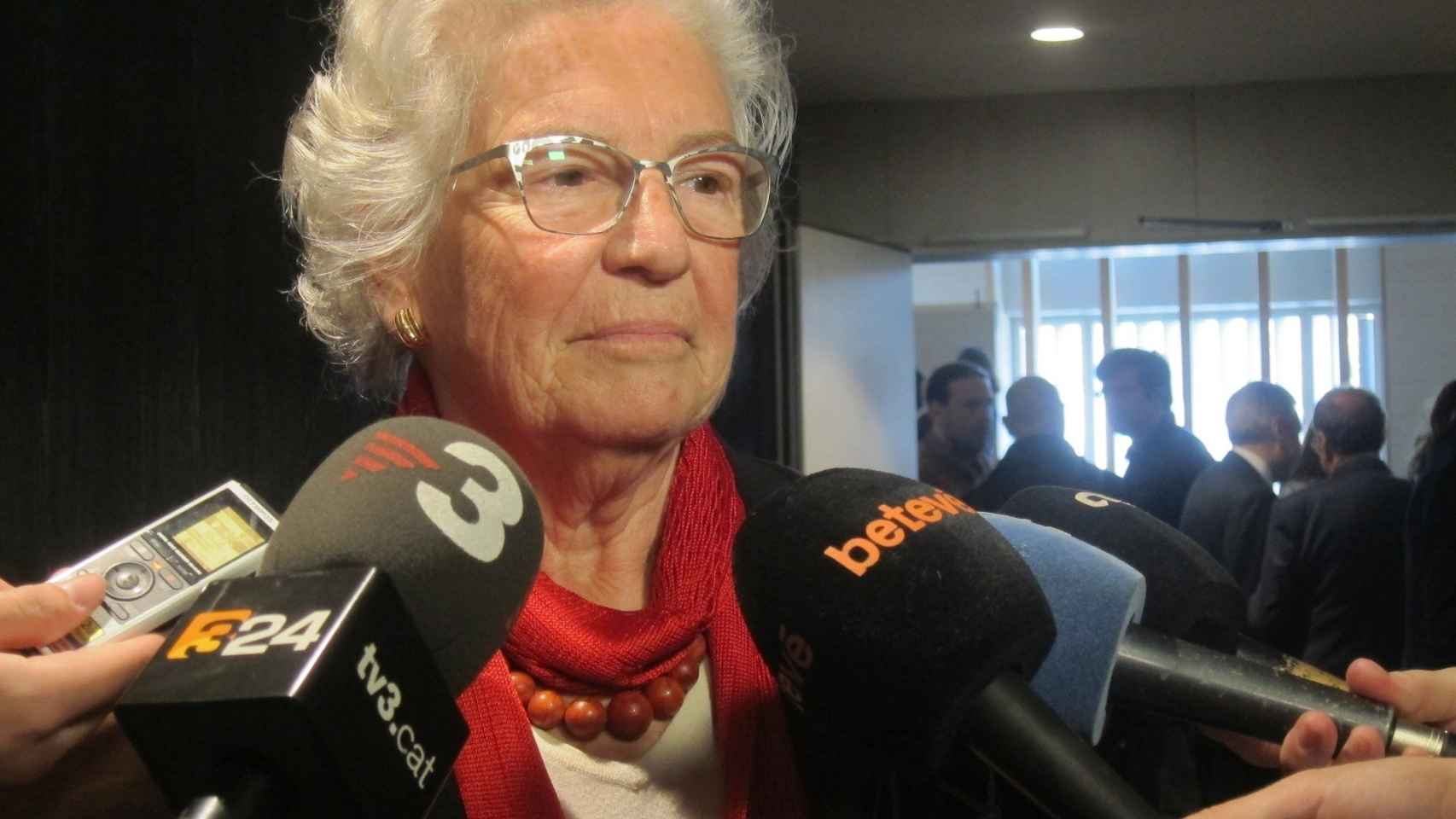 Maria Assumpció Vilà reclama intensificar el control a los locales de la zona y mejorar la iluminación / EP