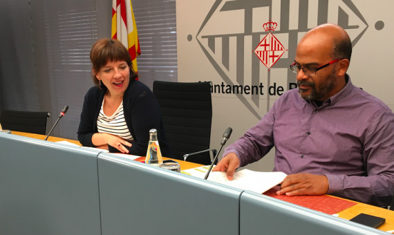 Laia Ortiz y Miquel Àngel Essomba en rueda de prensa / AM