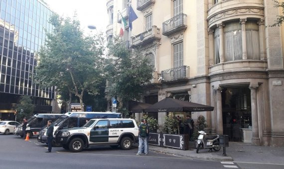 Registros en la calle Mallorca / GUARDIA CIVIL