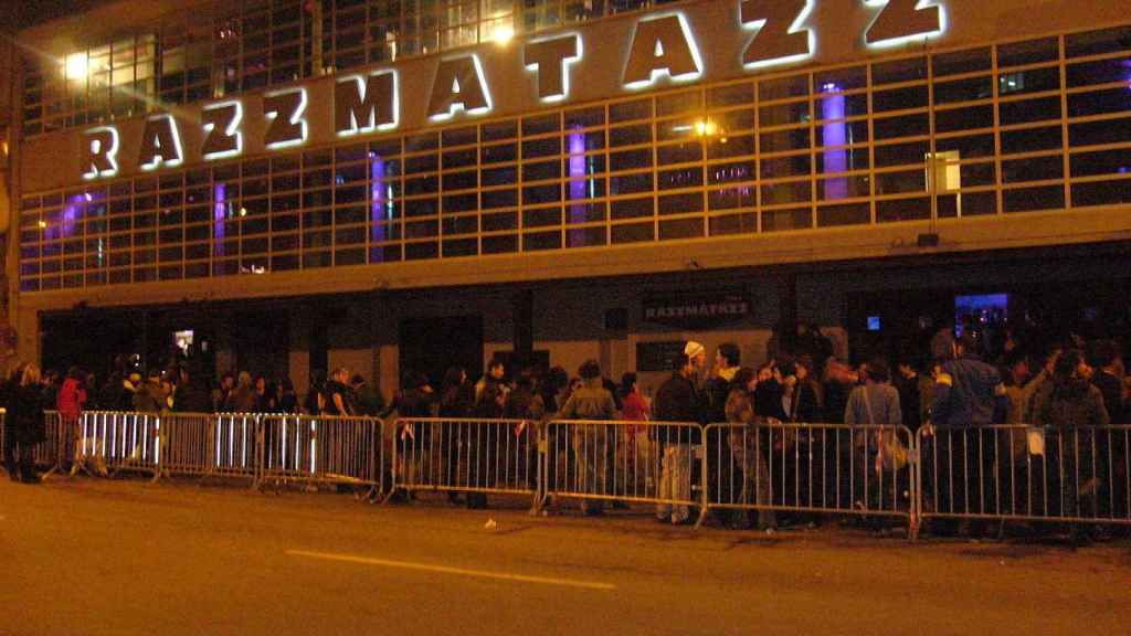 Exterior de la discoteca Razzmatazz / Gabriel Vidal