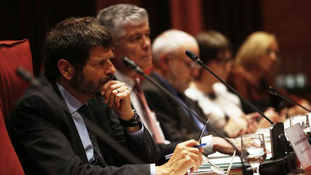 El ex Director General de los Mossos, Albert Batlle, en una intervención en el Parlament / EFE. Alejandro García