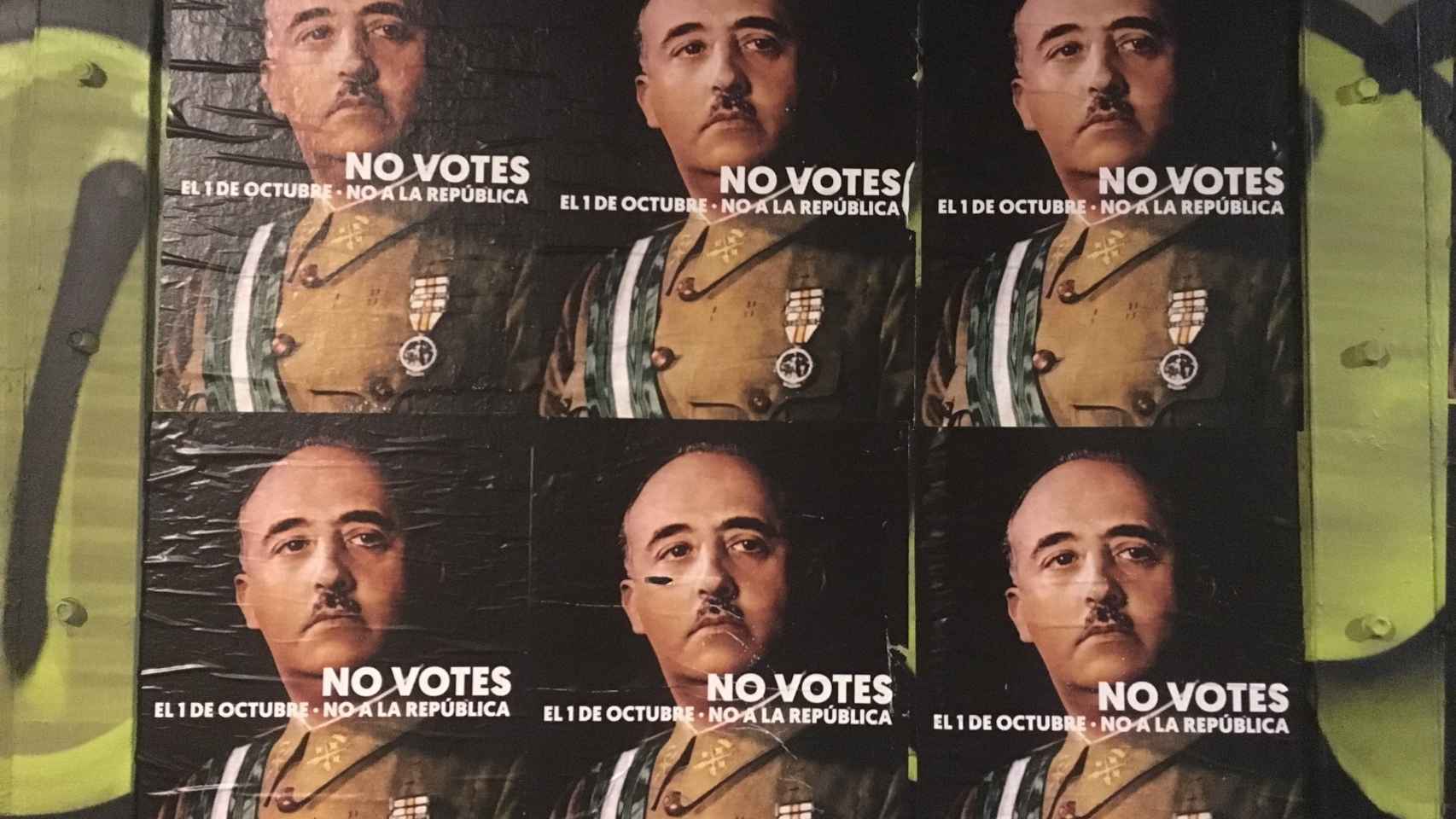 Carteles de Franco en la calle Princesa / A. V.