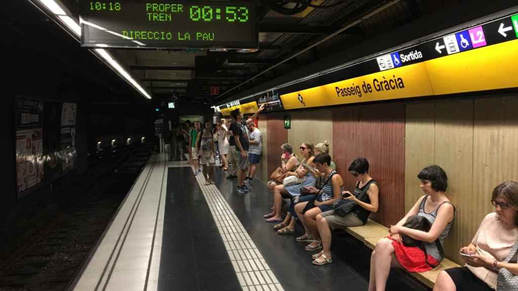 El precio de la T-10 subirá en 2018 en Barcelona y su área metropolitana / XFDC