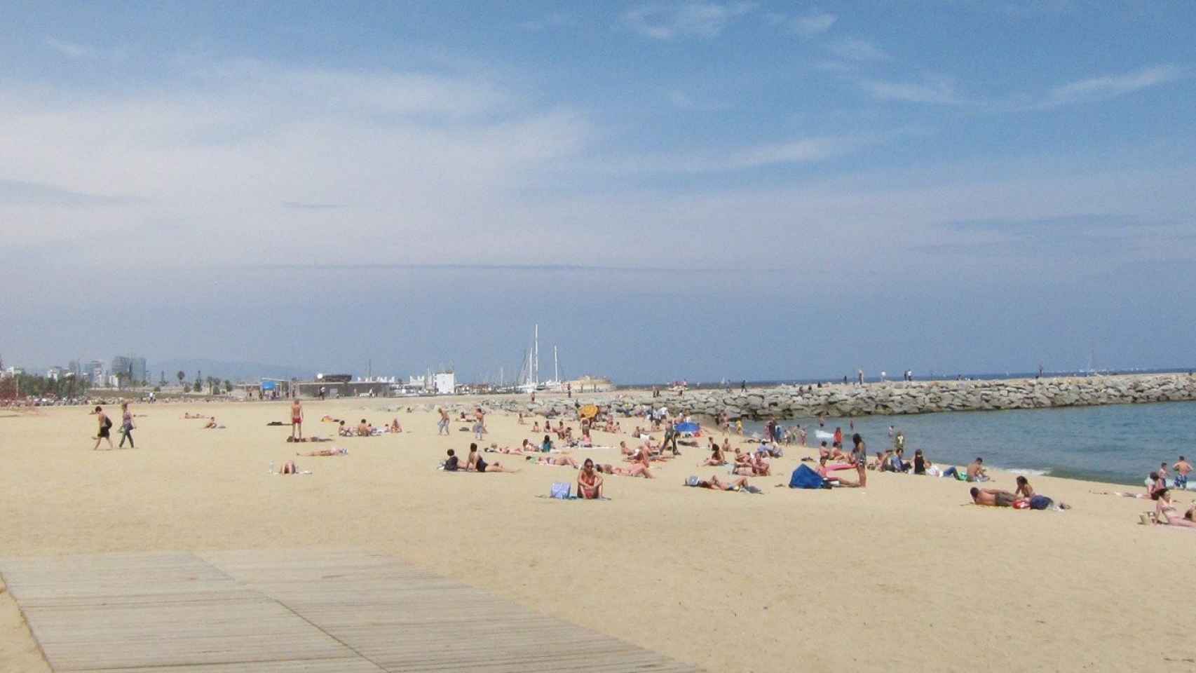 La playa de la Barceloneta / EP