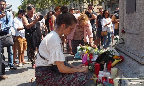 Ofrenda floral en La Rambla / A.M.