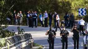 Operativo policial en el lugar donde Younes Abouyaaqoub ha sido abatido por los Mossos / Quique García (EFE)