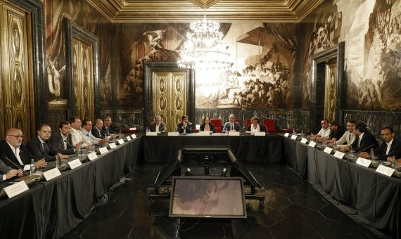 El Ayuntamiento ha dado las gracias al sector privado por su implicación tras el atentado / EFE