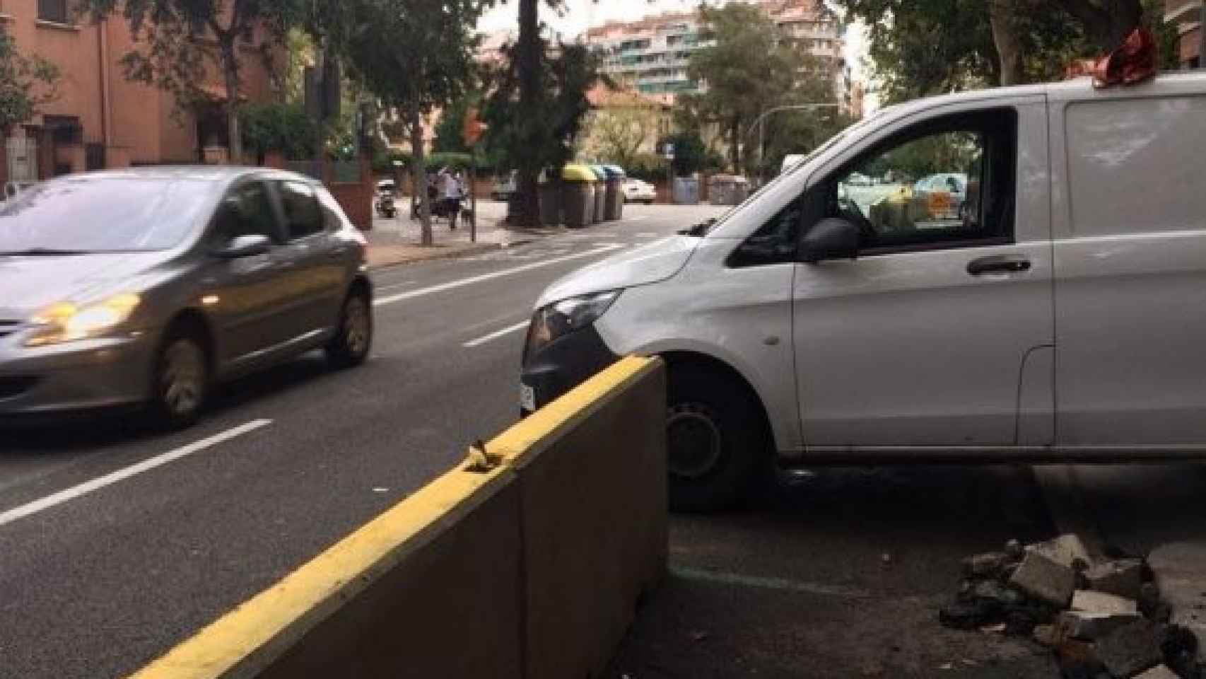 Obras en un carril bici de Barcelona