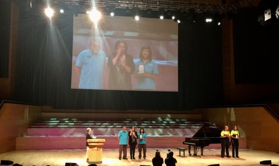 Una Colau emocionada durante la entrega de Medallas al Mérito Cívico / M.S.