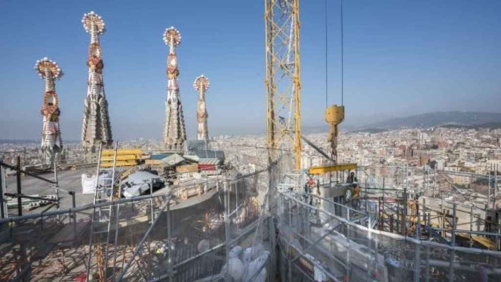 Construcción de la torre del Evangelista Lluc en una imagen de archivo