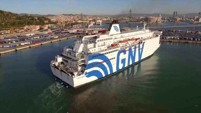 Un ferry en una imagen de archivo