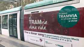 Convoyes de tranvía, en una campaña de donación de sangre / TRAM