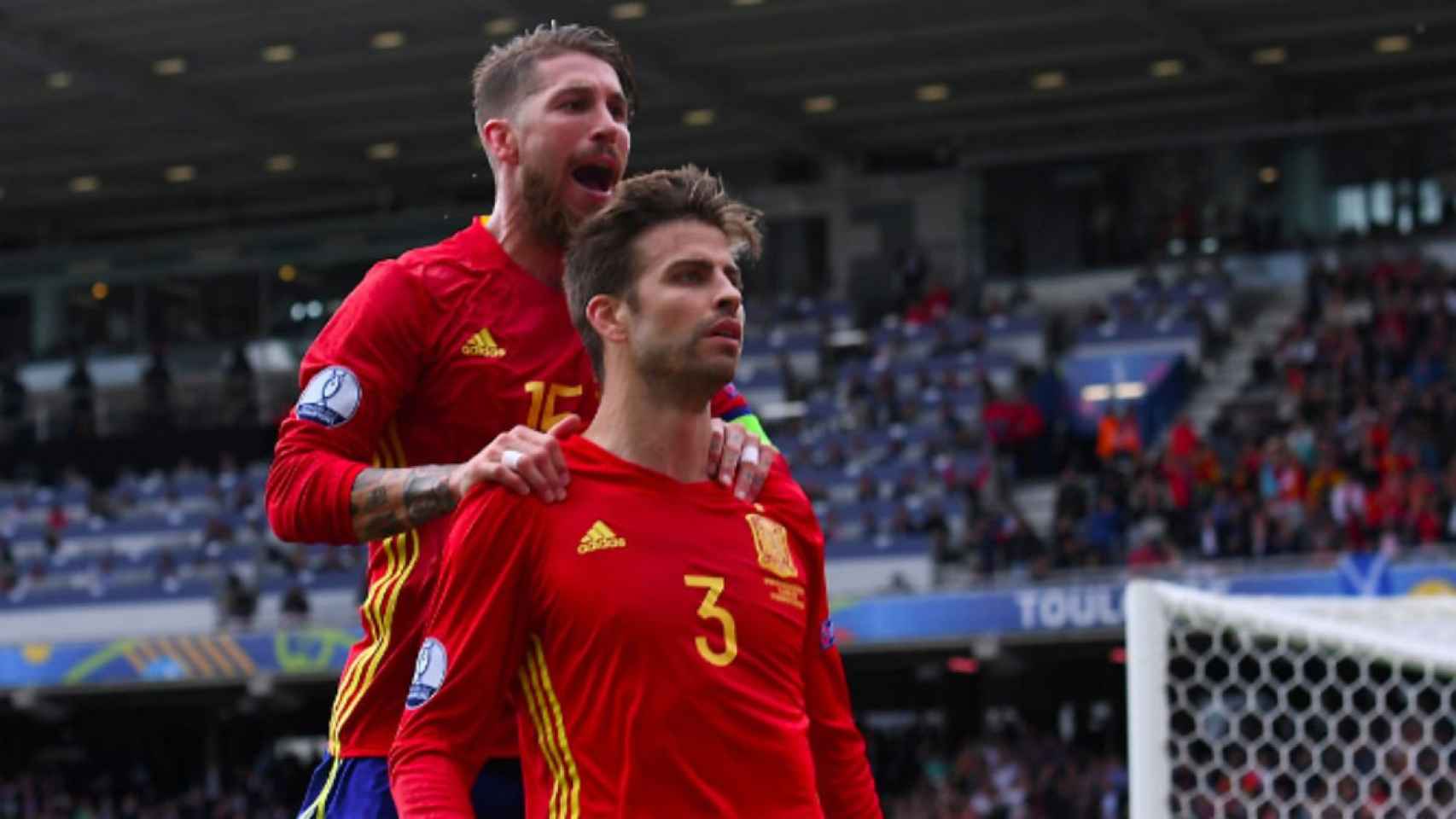 Gerard Piqué y Sergio Ramos / Uefa.com