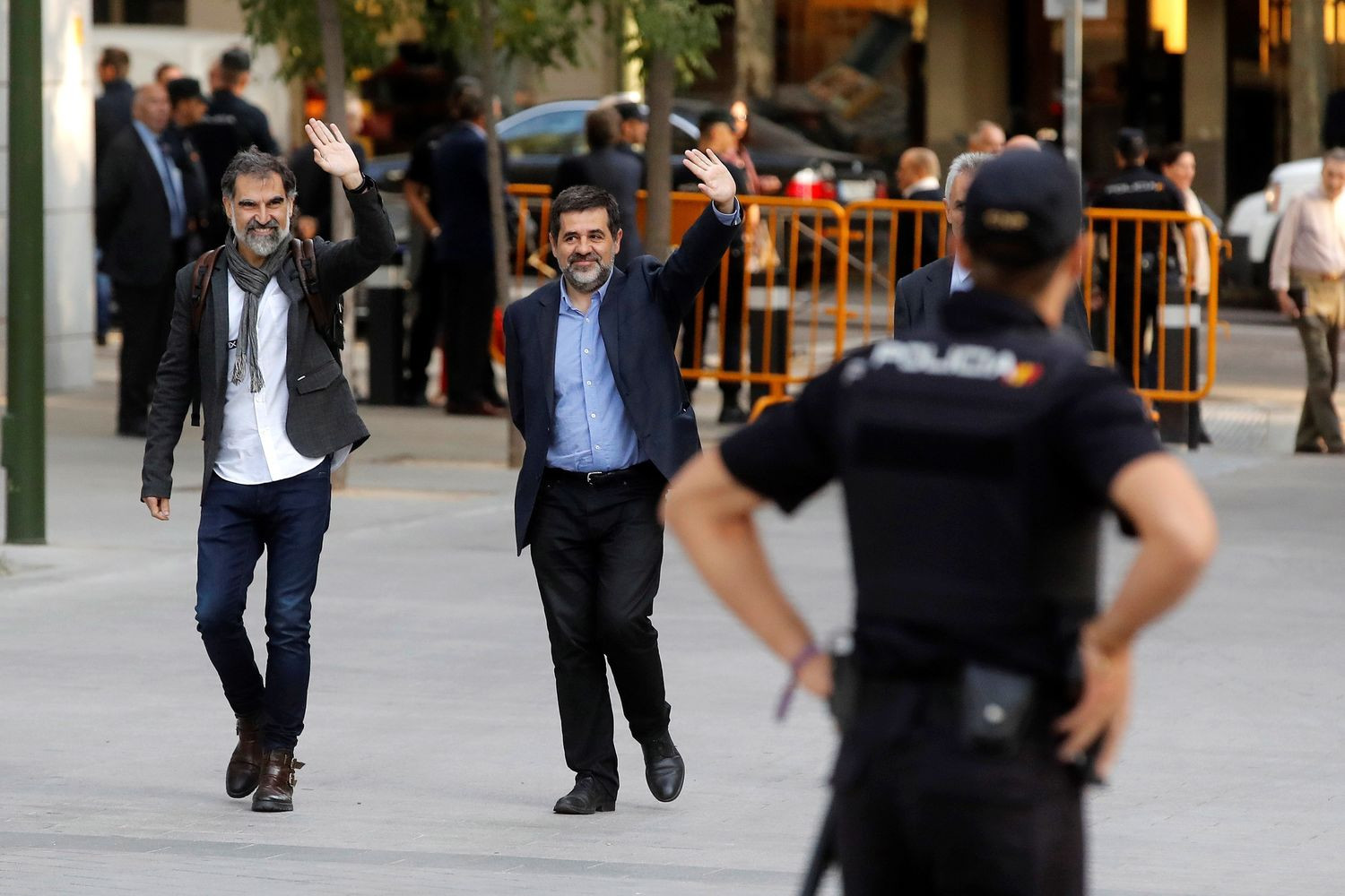 Jordi Cuixart y Jordi Sánchez, los Jordis, entrando a la Audiencia Nacional / EFE