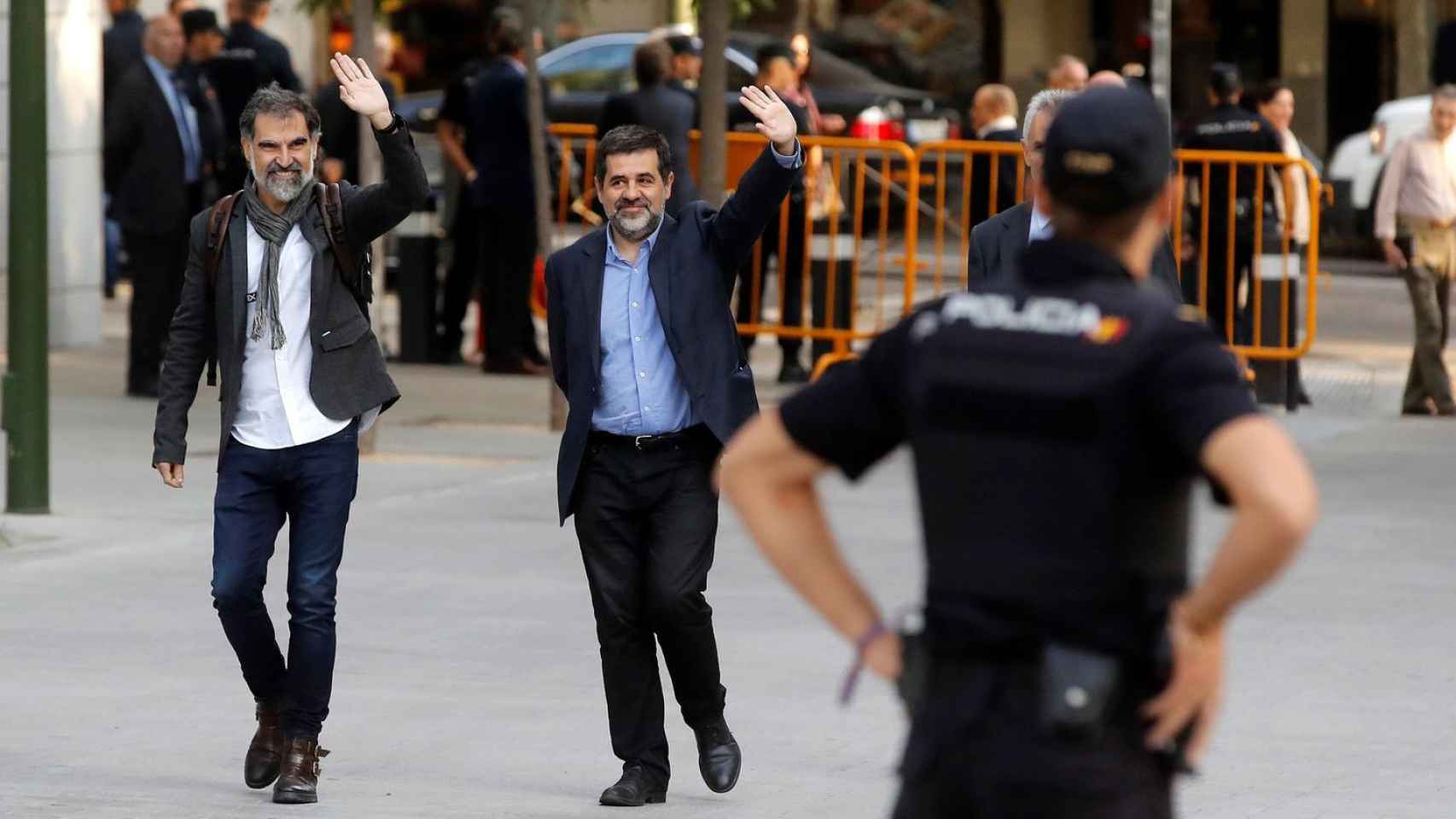 Jordi Cuixart y Jordi Sánchez, los Jordis, entrando a la Audiencia Nacional / EFE