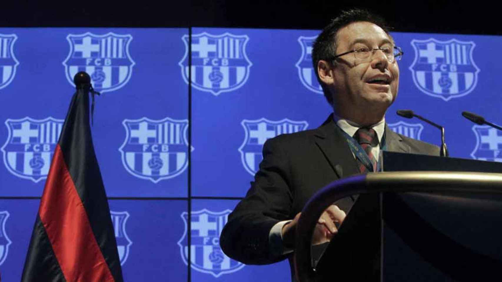 Bartomeu se ha posicionado durante la asamblea de socios del lado de la Generalitat. / EFE