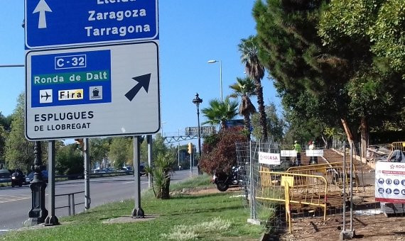 Carril bici paralelo a la Diagonal en construcción / JORDI SUBIRANA